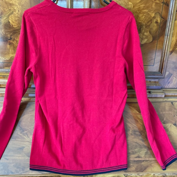 Tommy Hilfiger V-Neck Heart Sweater - Picture 2 of 5